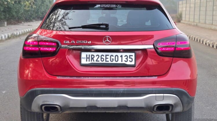 MERCEDES GLA 200D 2020