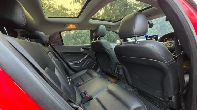 MERCEDES GLA 200D 2020