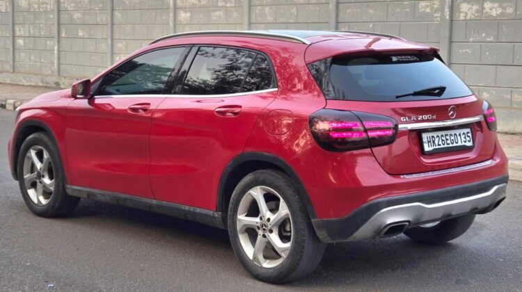 MERCEDES GLA 200D 2020