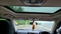  Mahindra XUV300 W6