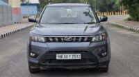  Mahindra XUV300 W6