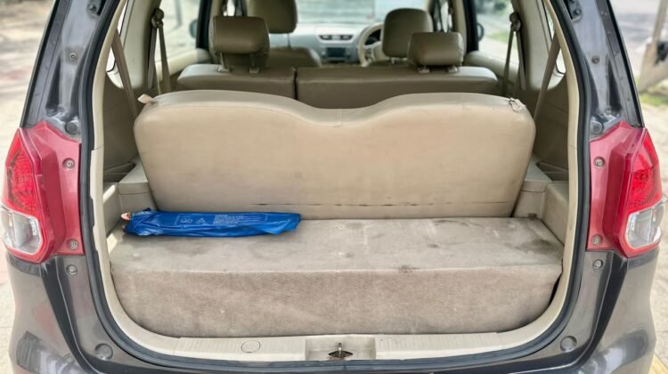 Maruti Suzuki Ertiga VXi CNG
